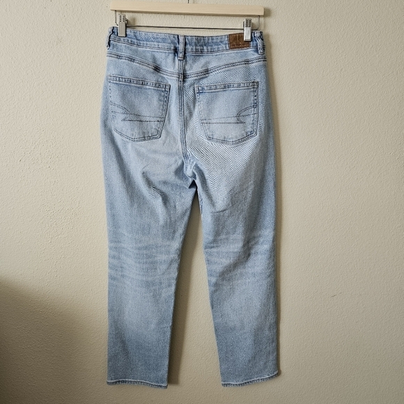 American Eagle AE Mom Straight Jeans 8R - Picture 4 of 11